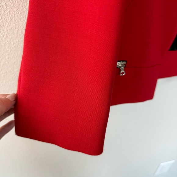 Sandro Red Notched Collar Open Structured Waist Length Boxy Blazer Women Size 8 - Picture 6 of 13